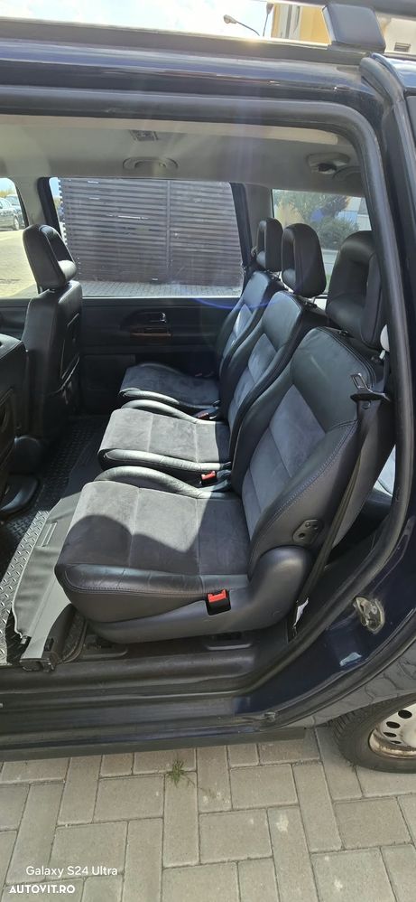 Volkswagen Sharan 2.0 TDI Comfortline - 14