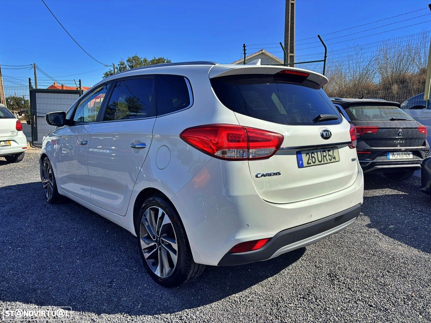 Kia Carens 1.7 CRDi ISG EX - 8