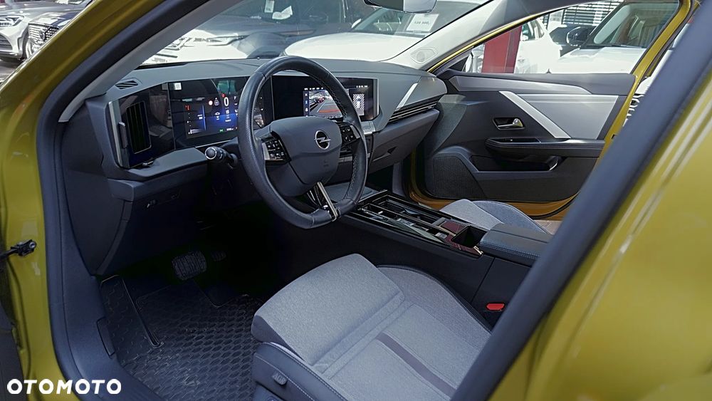 Opel Astra 1.2 T Elegance S&S - 13