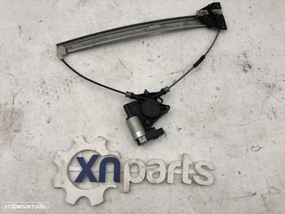 Motor elevador Frente Dto MAZDA 6 Saloon (GG) 2.0 DI | 06.02 - 08.07 Usado - 2