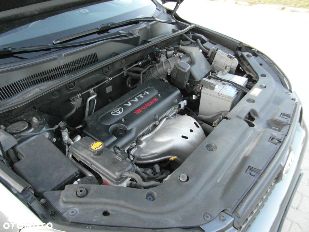 Toyota RAV4 2.0 VVT-i Sol - 39