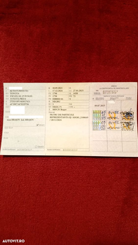 Toyota Prius Hybrid Executive - 2