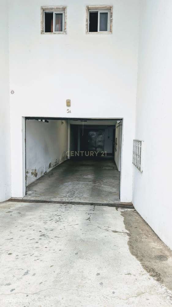 Garagem para arrendamento em Massamá - Não deixe escapar - Grande imagem: 2/6
