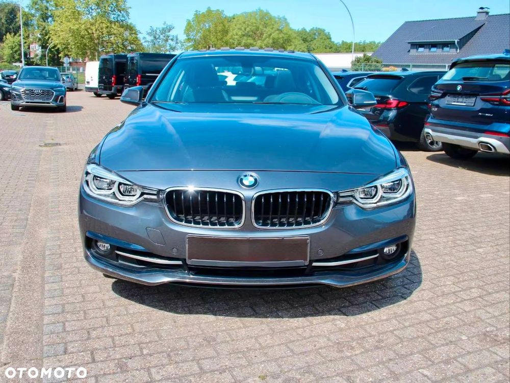 BMW Seria 3 320i Edition M Sport Shadow - 3