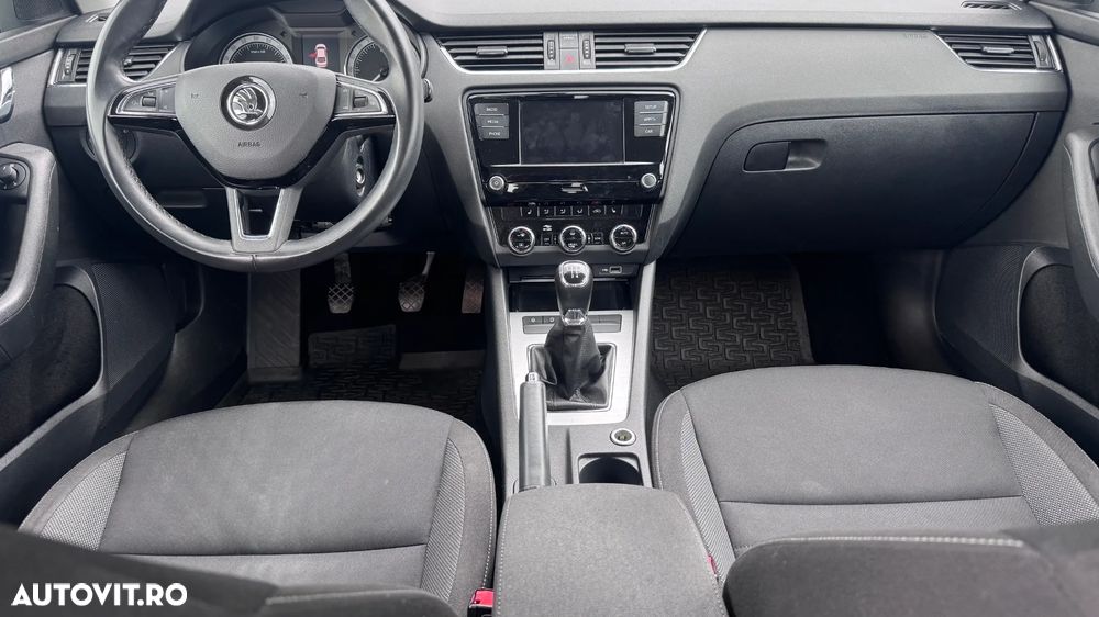 Skoda Octavia 1.6 TDI Ambition - 6