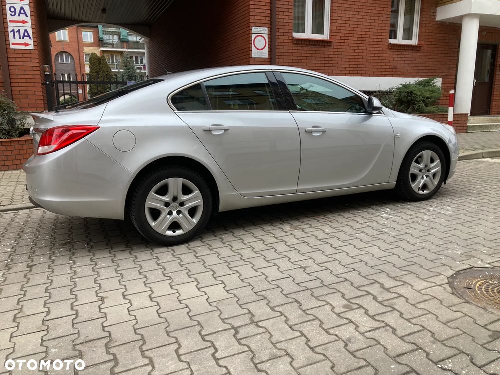Opel Insignia 1.8 Cosmo - 1