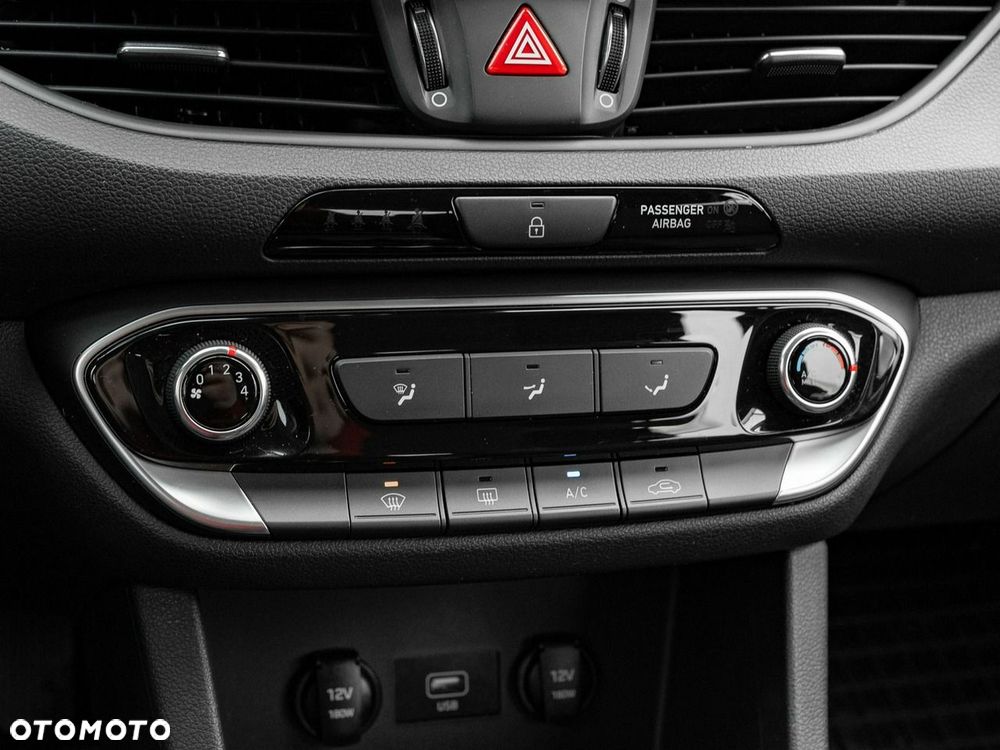 Hyundai i30 2022