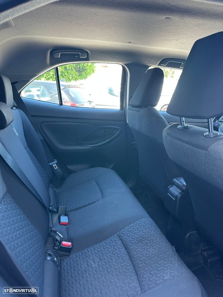 Toyota Yaris Cross 1.5 HDF Comfort Plus - 14