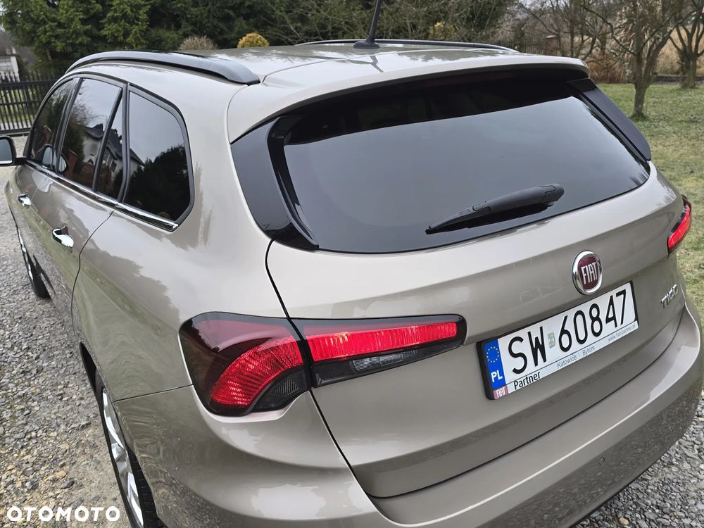 Fiat Tipo 1.4 16v Lounge EU6d - 39