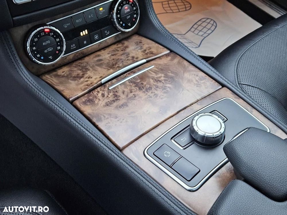 Mercedes-Benz CLS - 18