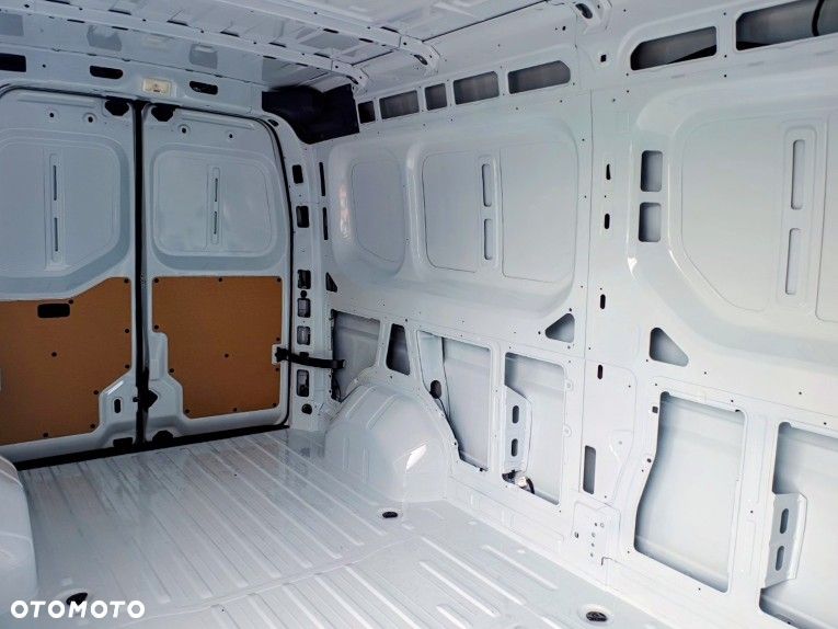 Renault Nowy Master - 12
