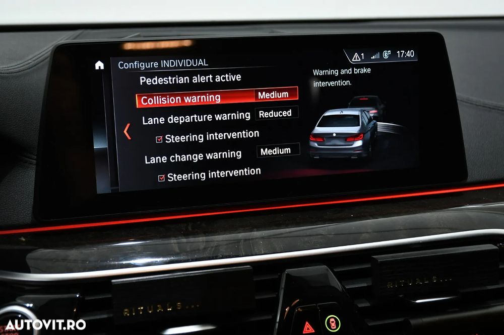 BMW Seria 5 530d xDrive AT - 17