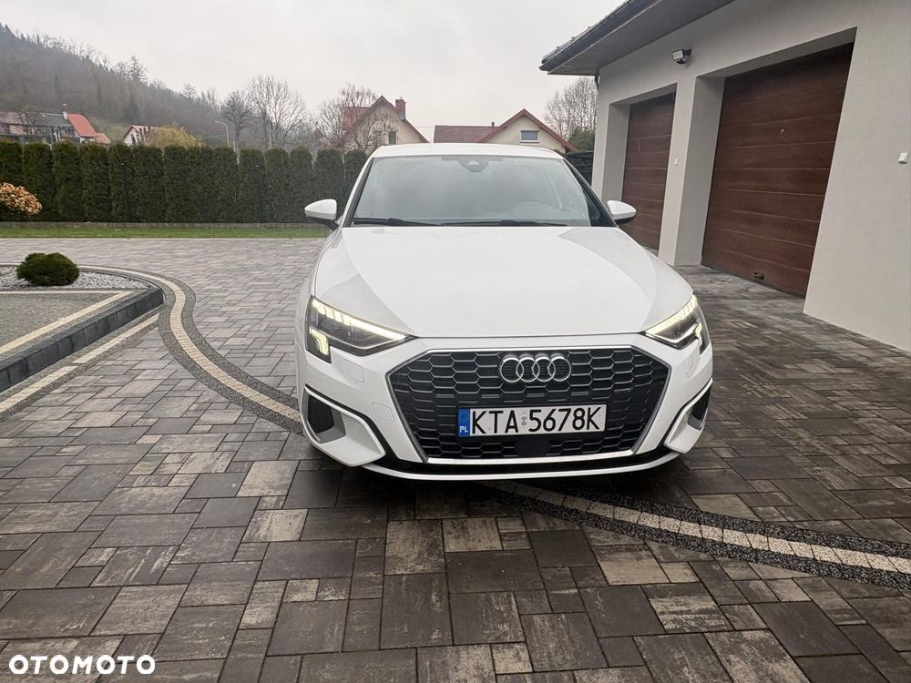 Audi A3 Sportback - 3