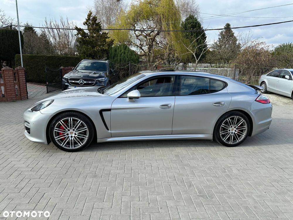 Porsche Panamera GTS - 5