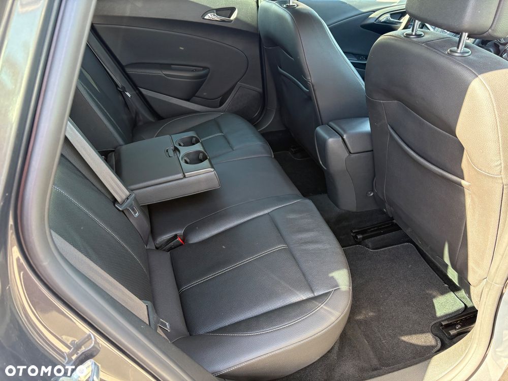 Opel Astra - 17