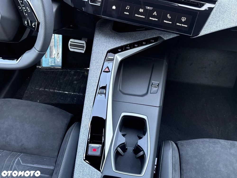 Peugeot 3008 - 19