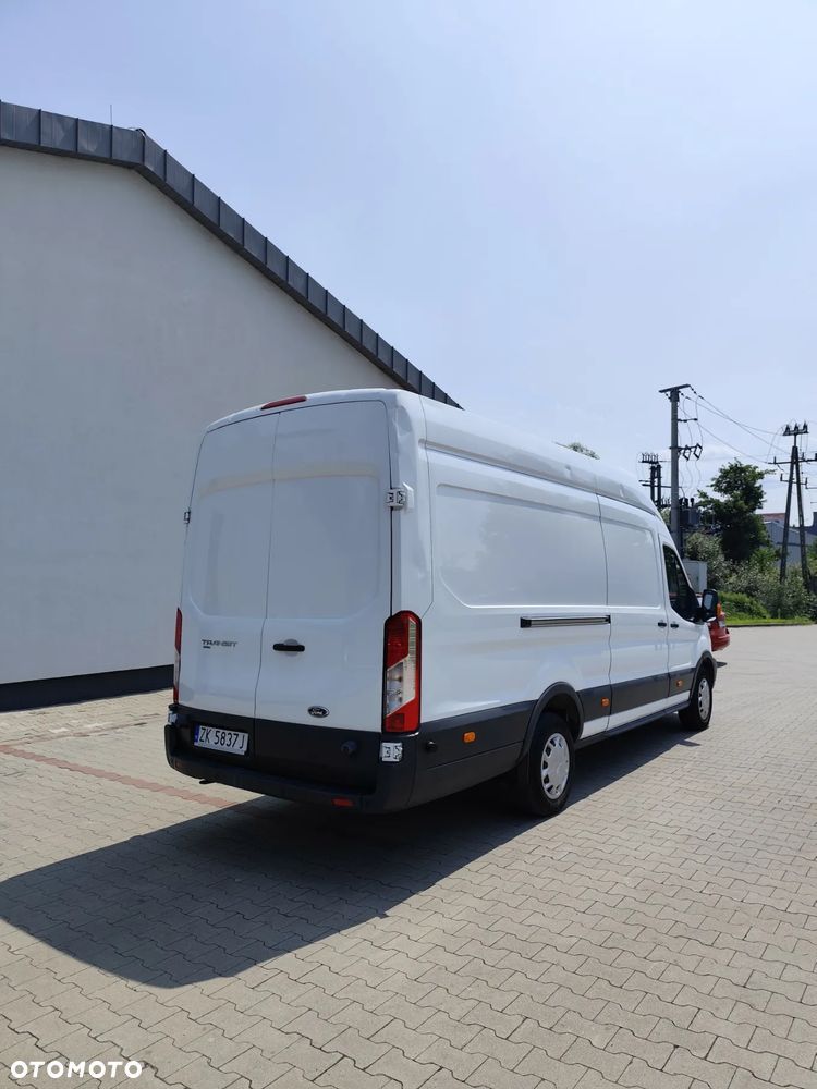 Ford Transit - 26