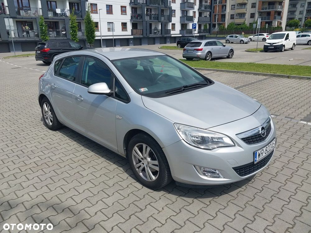 Opel Astra 1.6 Selection - 1