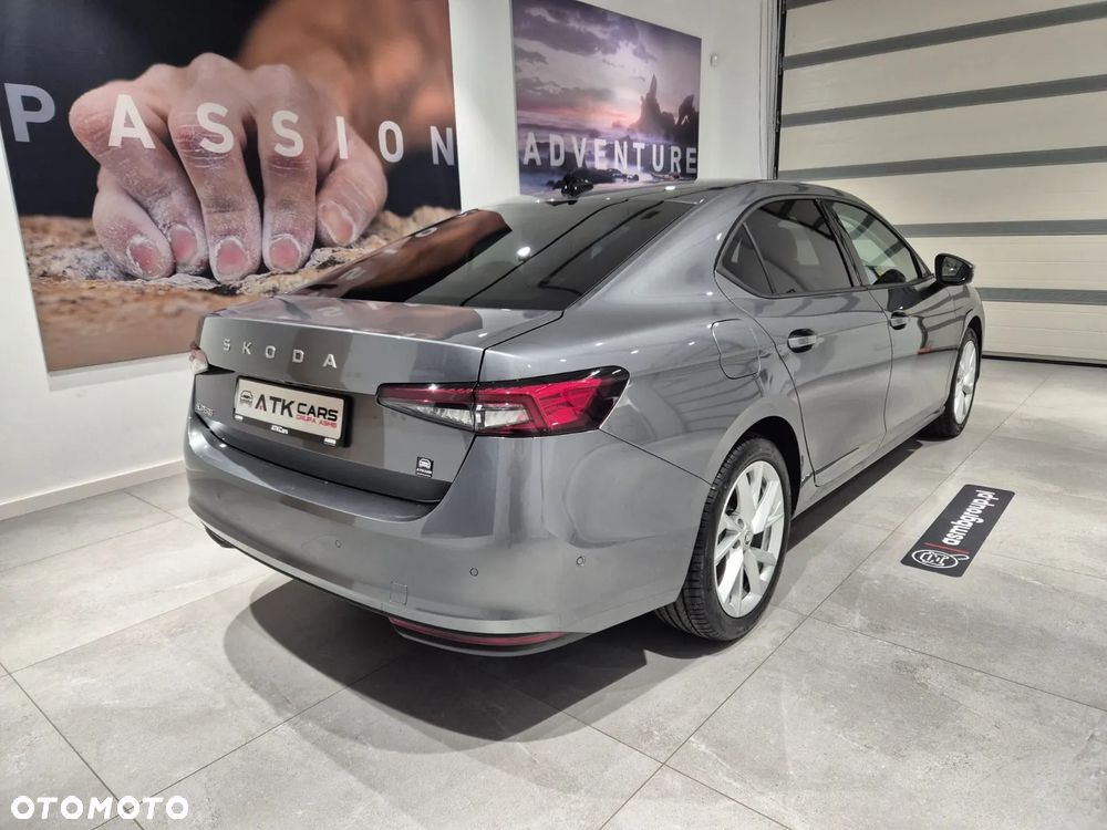 Skoda Superb 1.5 TSI mHEV Selection DSG - 6