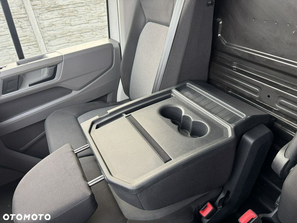 Volkswagen Crafter - 12