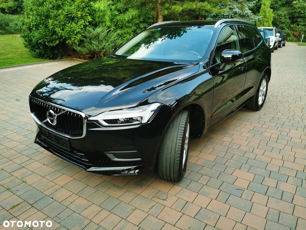 Volvo XC 60 B4 D AWD Geartronic Momentum Pro - 3