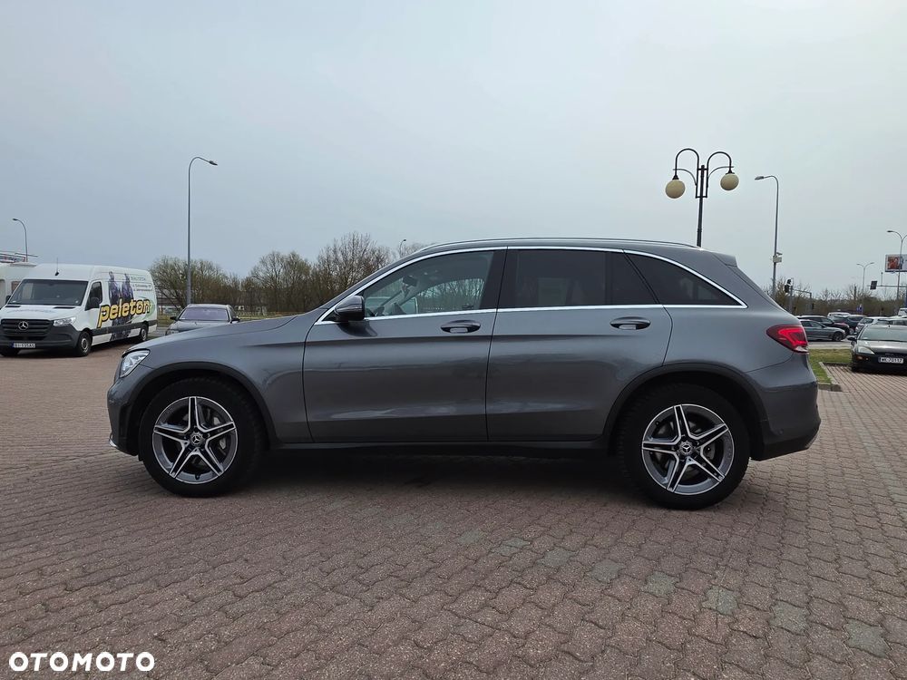 Mercedes-Benz GLC 200 d 4-Matic Business Edition - 3