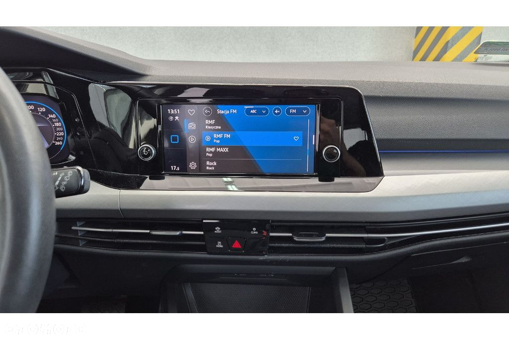 Volkswagen Golf - 10