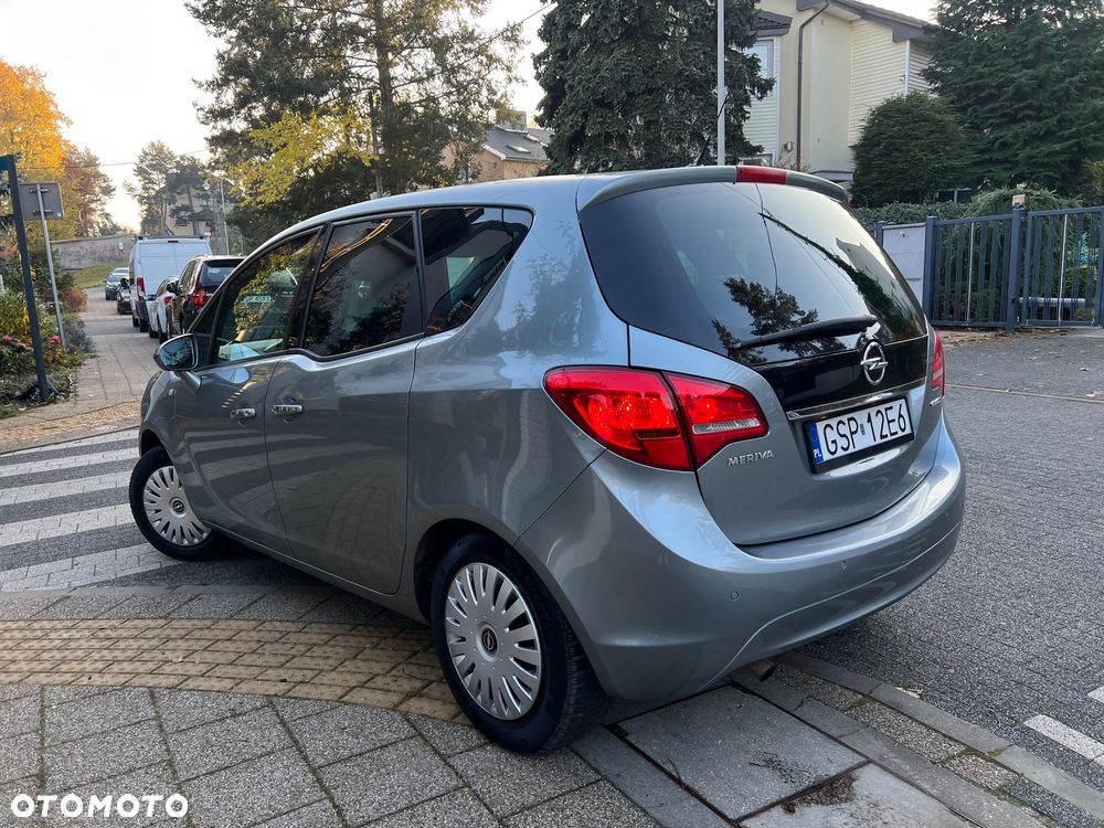 Opel Meriva 1.4 T Cosmo S&S - 10