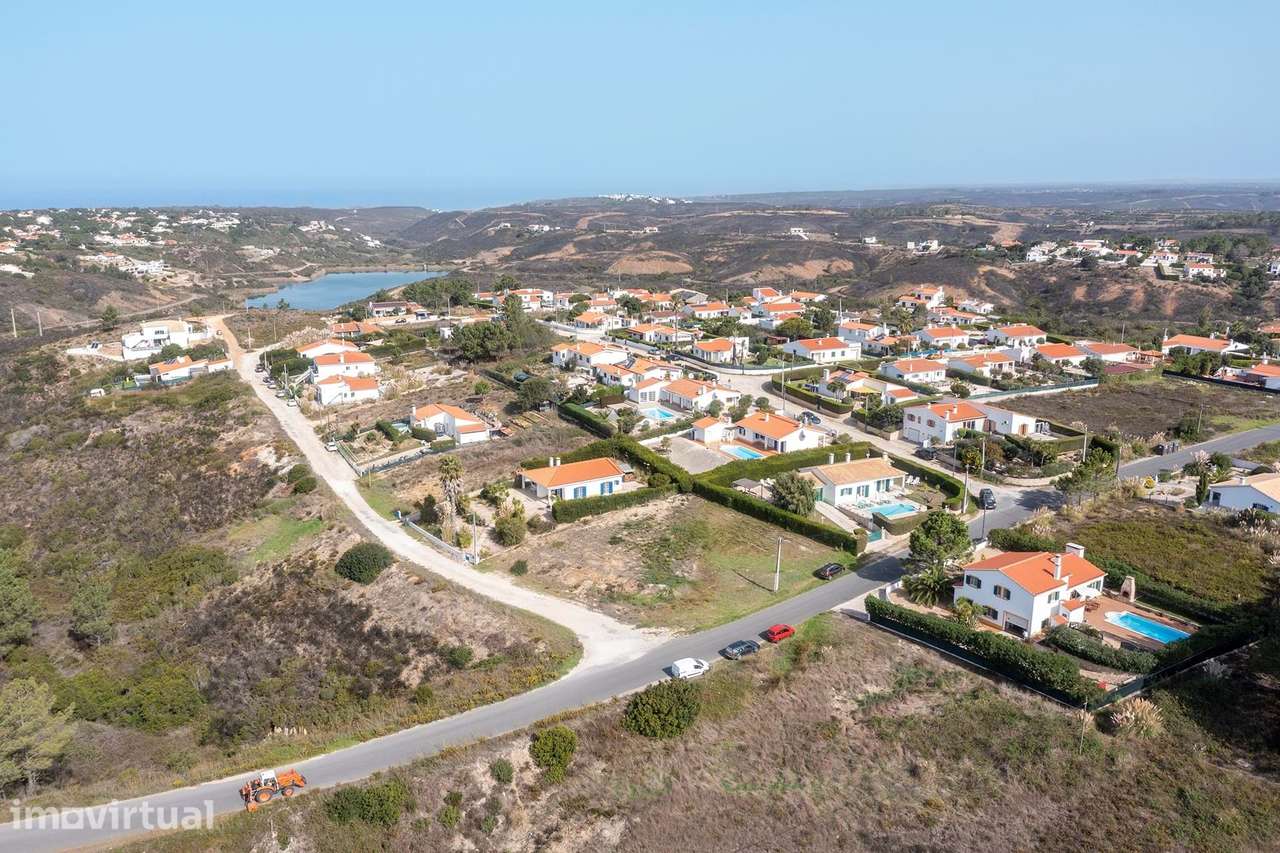 LOTE URBANO NO VALE DA TELHA - Grande imagem: 4/9