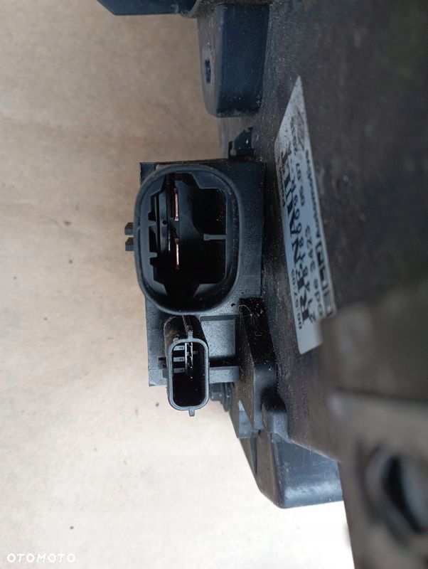 RENAULT CAPTUR I 1.5 DCI WENTYLATOR 214818009R - 4