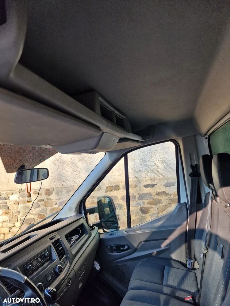 Ford Transit - 1