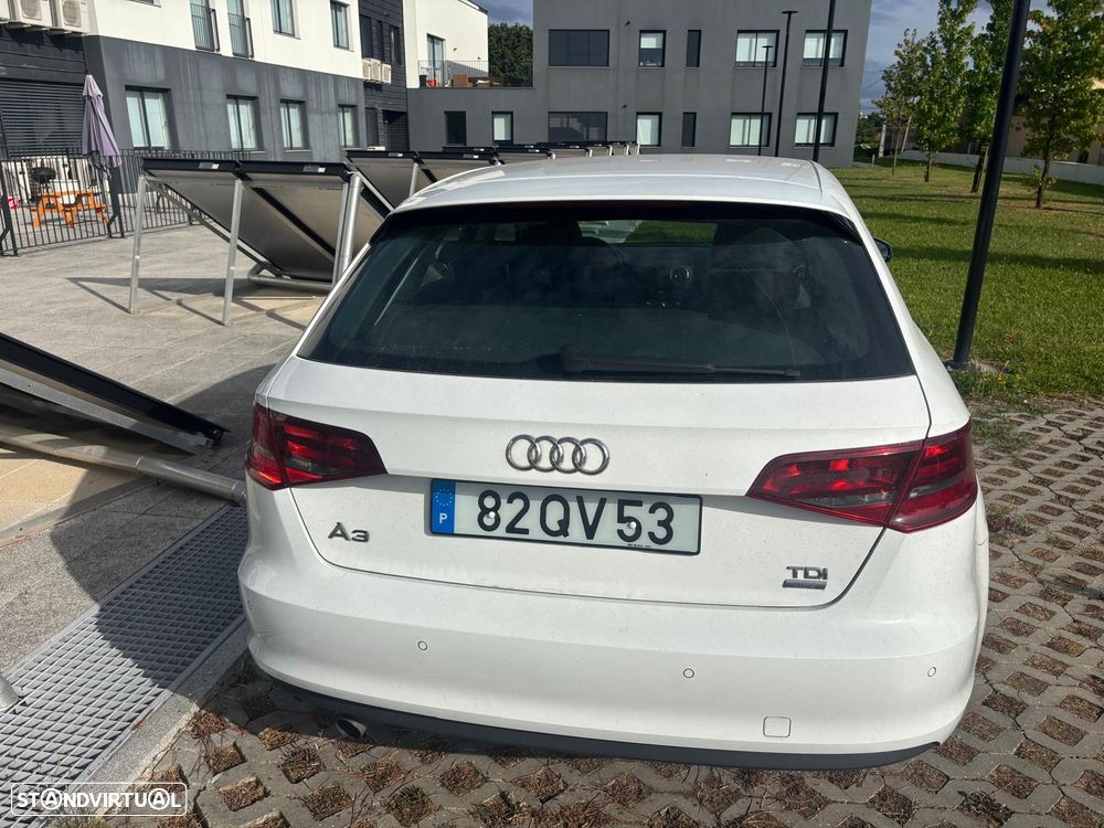 Audi A3 Sportback 1.6 TDI Attraction Ultra - 5
