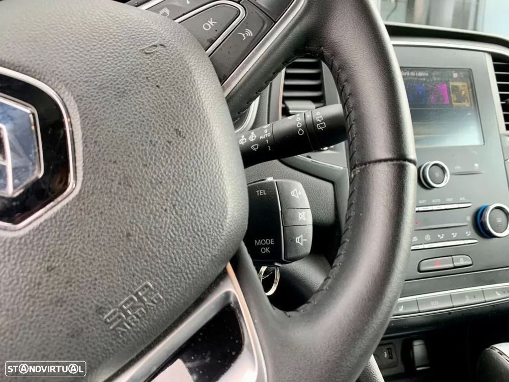 Renault Mégane Sport Tourer 1.5 Blue dCi Limited EDC - 12