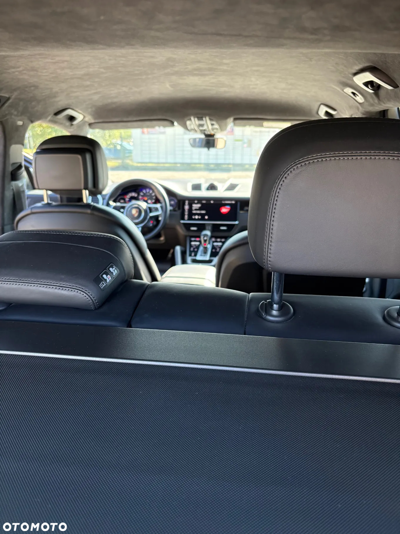 Porsche Cayenne Standard - 4