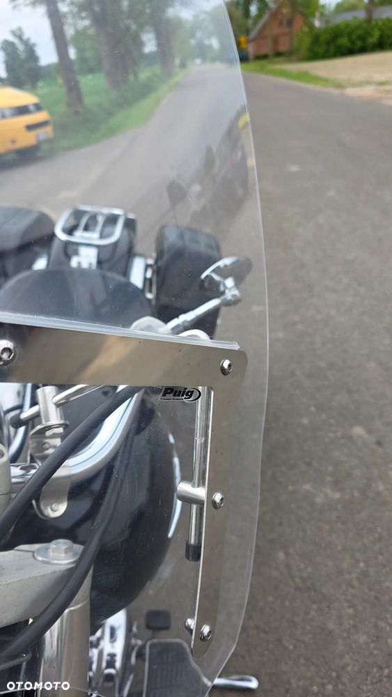 Suzuki Intruder - 24
