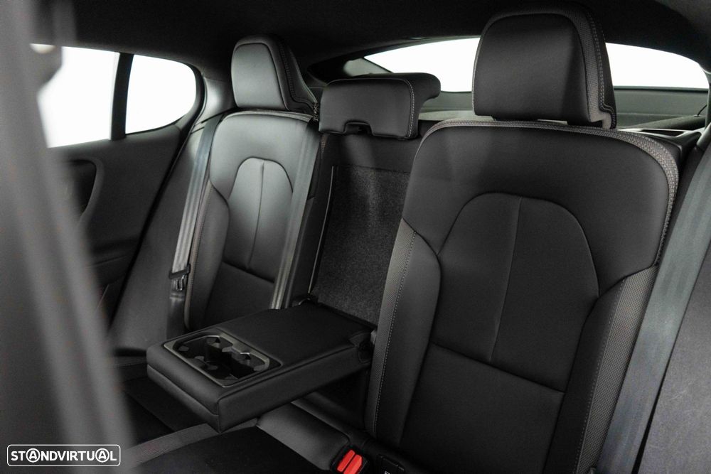 Volvo C40 Recharge Plus - 10