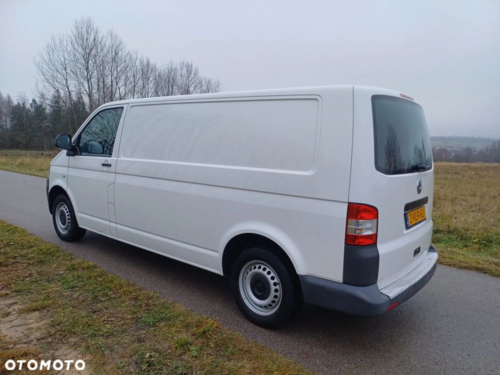 Volkswagen Transporter - 12