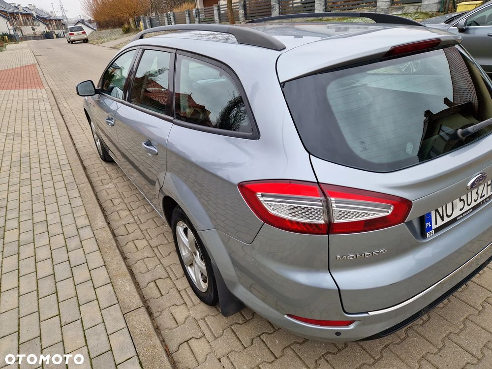 Ford Mondeo 1.6 T Gold X - 12