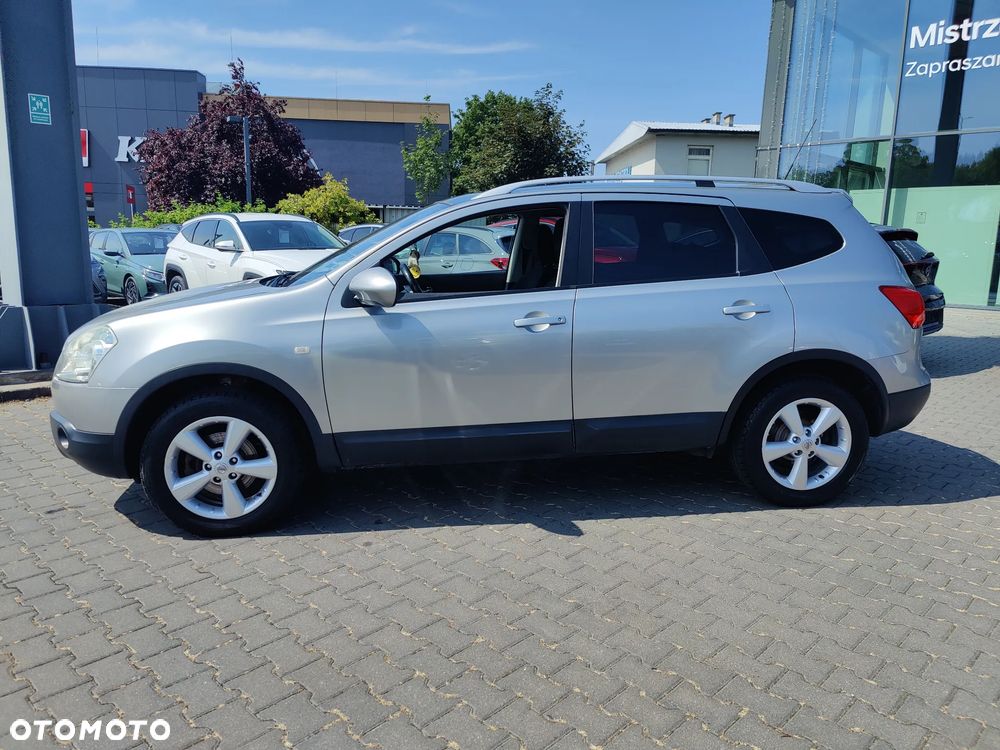 Nissan Qashqai+2 - 4