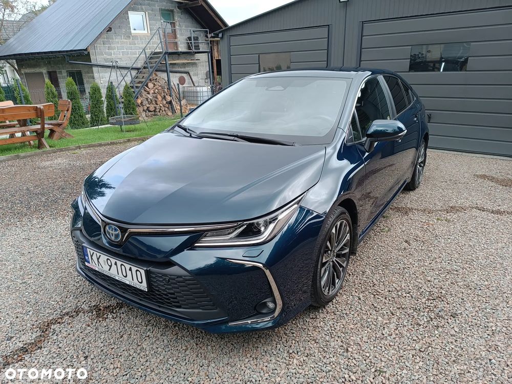 Toyota Corolla - 1