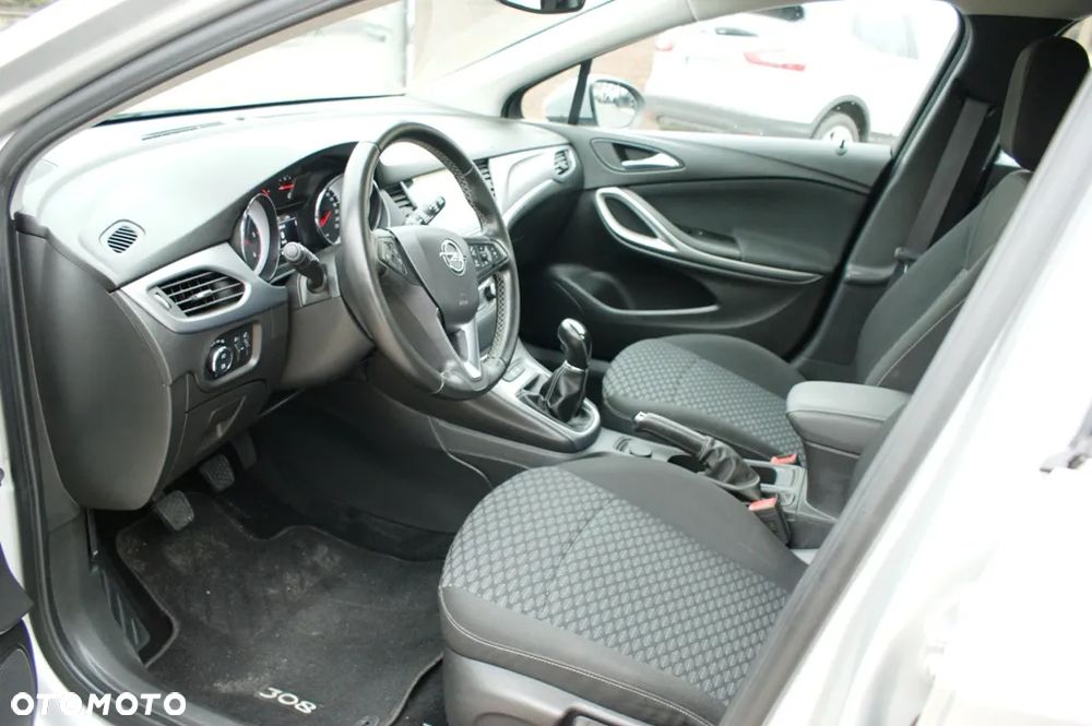 Opel Astra 1.6 D (CDTI) Business - 9
