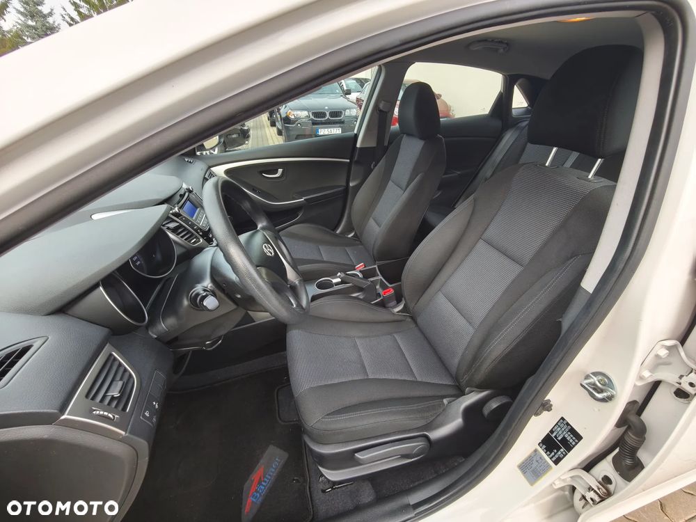 Hyundai i30 1.4 Classic - 22