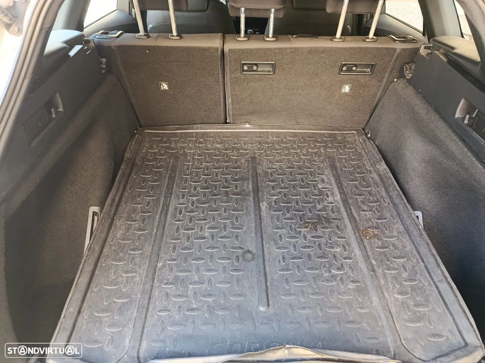 Toyota Corolla Touring Sports - 7