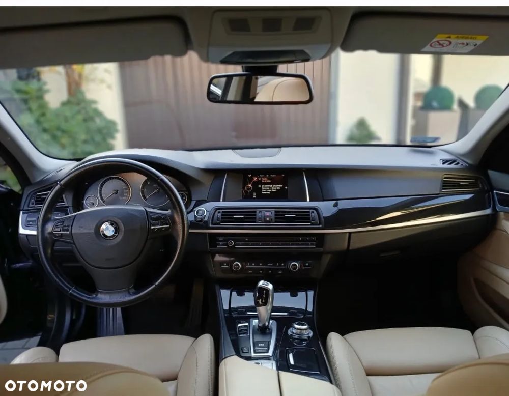 BMW Seria 5 520d - 18