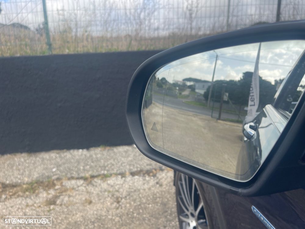 Mercedes-Benz GLC 350 e 4Matic 7G-TRONIC AMG Line - 14