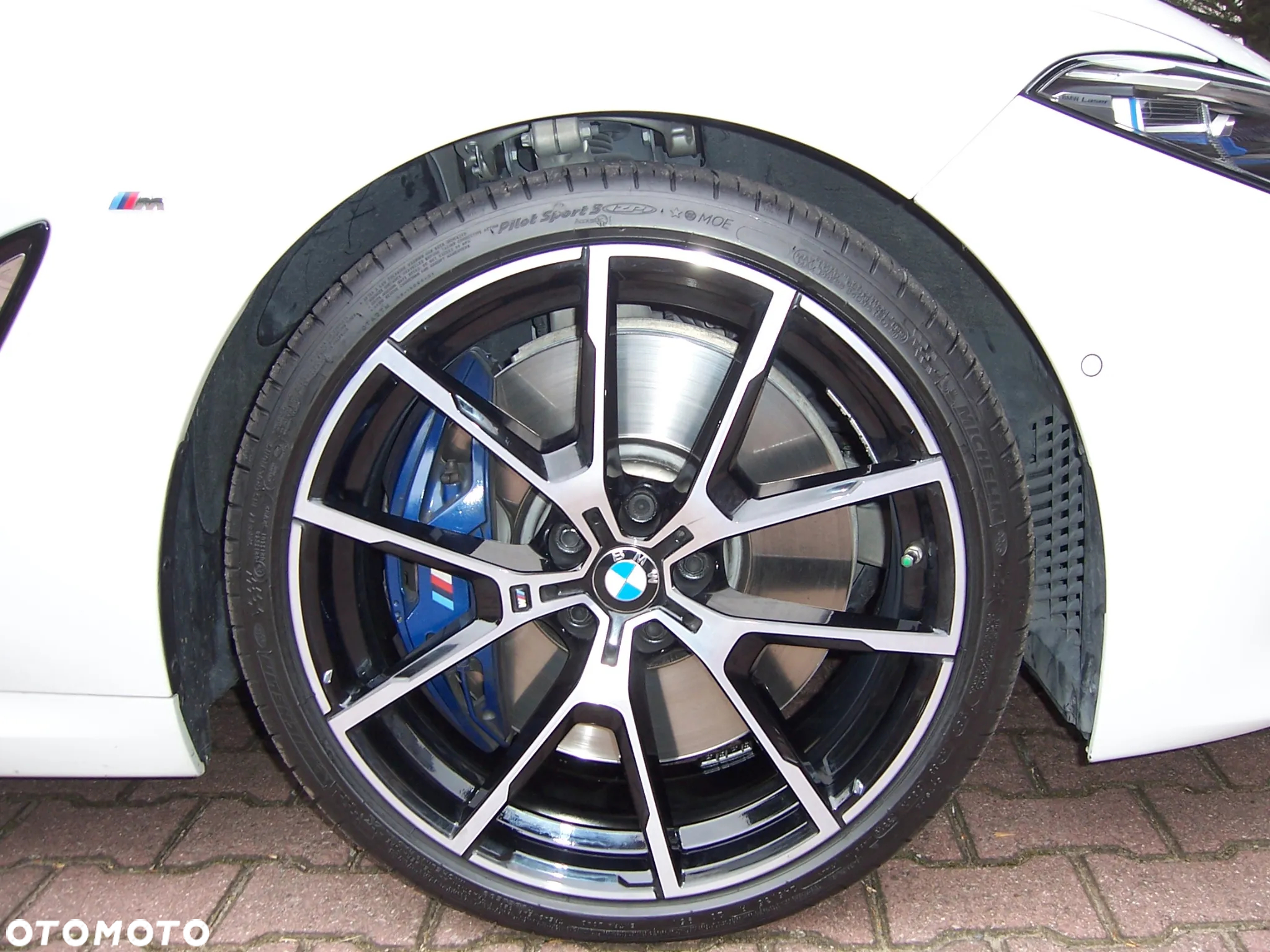 BMW Seria 8 - 10