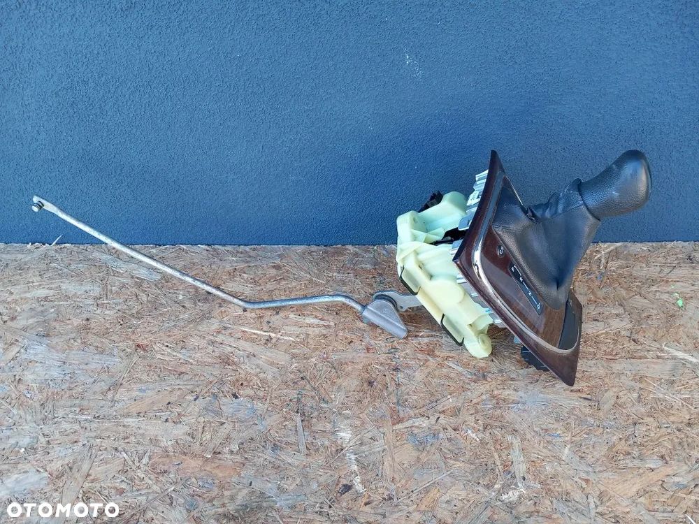 Wybierak Zmiany Biegów Gałka Mieszek Mercedes W211 E-Klassa Automat A2112674424