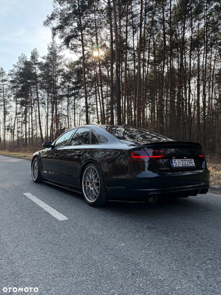 Audi A8 4.2 TDI Quattro - 2