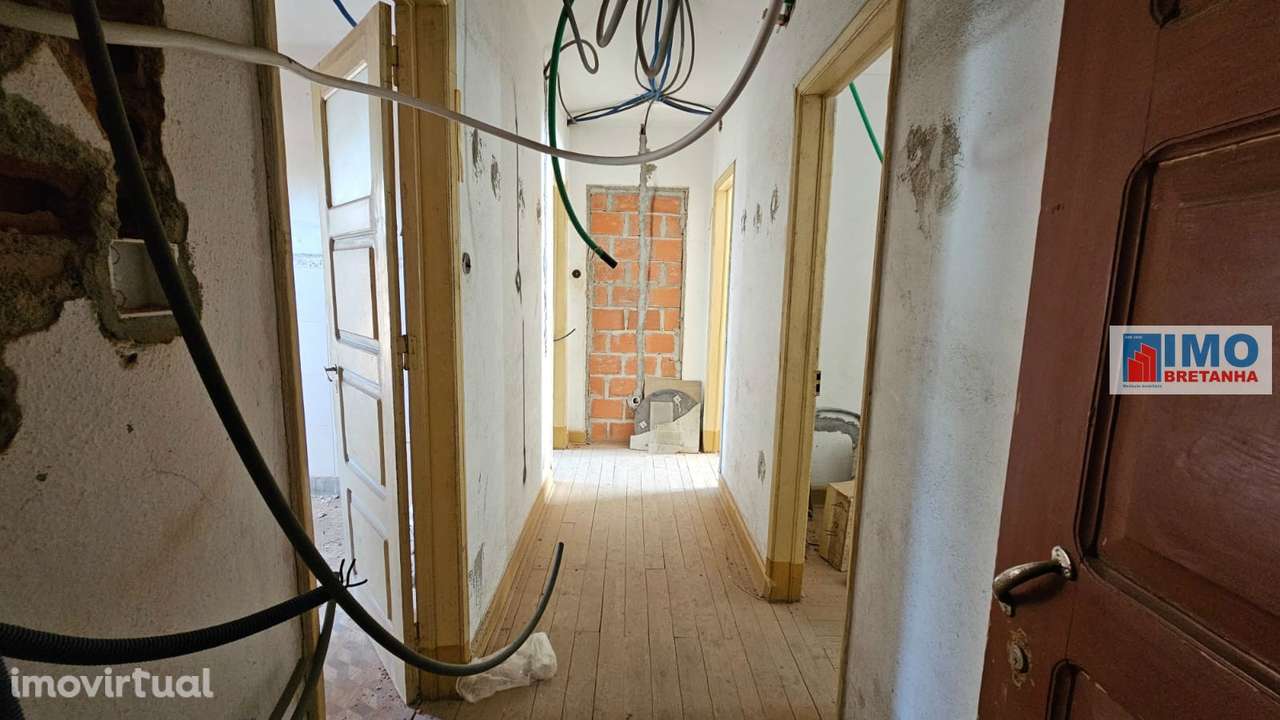 3 Apartamentos T2 e 2 garagens zona histórica de Castelo Branco - Grande imagem: 2/18