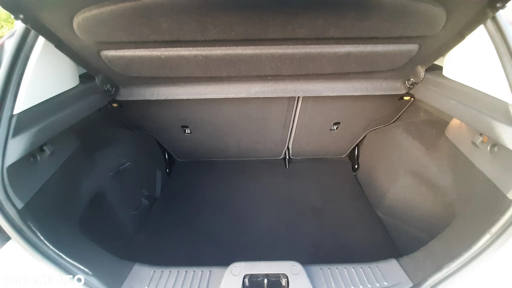 Ford Fiesta 1.0 Champions Edition - 9